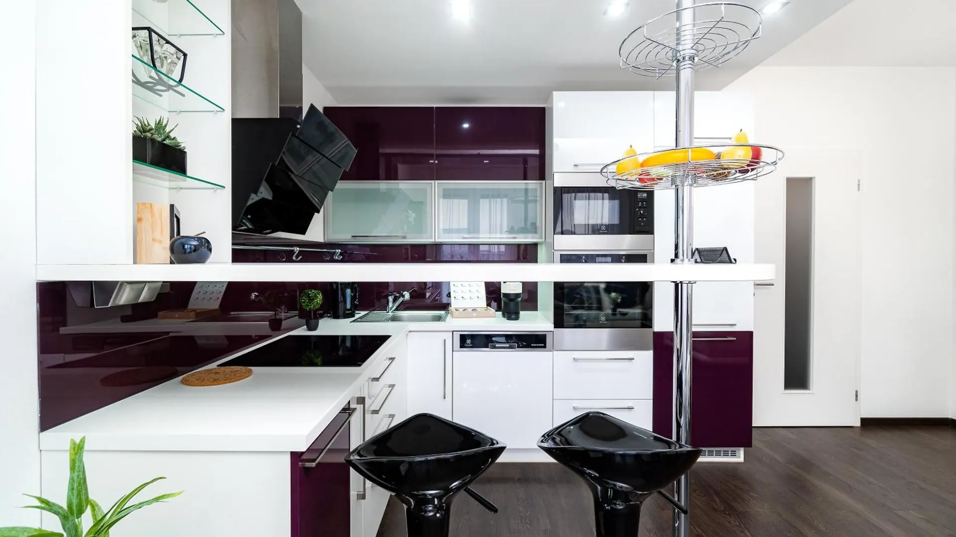 Bnb New Beautiful Apartment In The Center Of Ostrava With Option Garage Parking