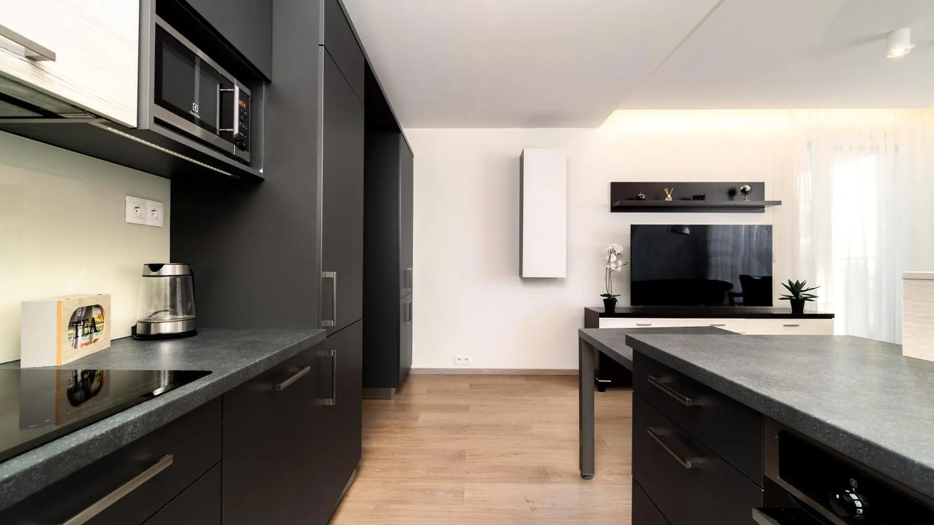 Bnb New Beautiful Apartment In The Center Of Ostrava With Option Garage Parking
